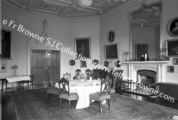 KILLEEN CASTLE   DINING ROOM